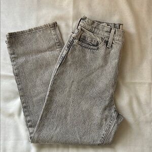 Universal Thread Light Gray Straight Jeans